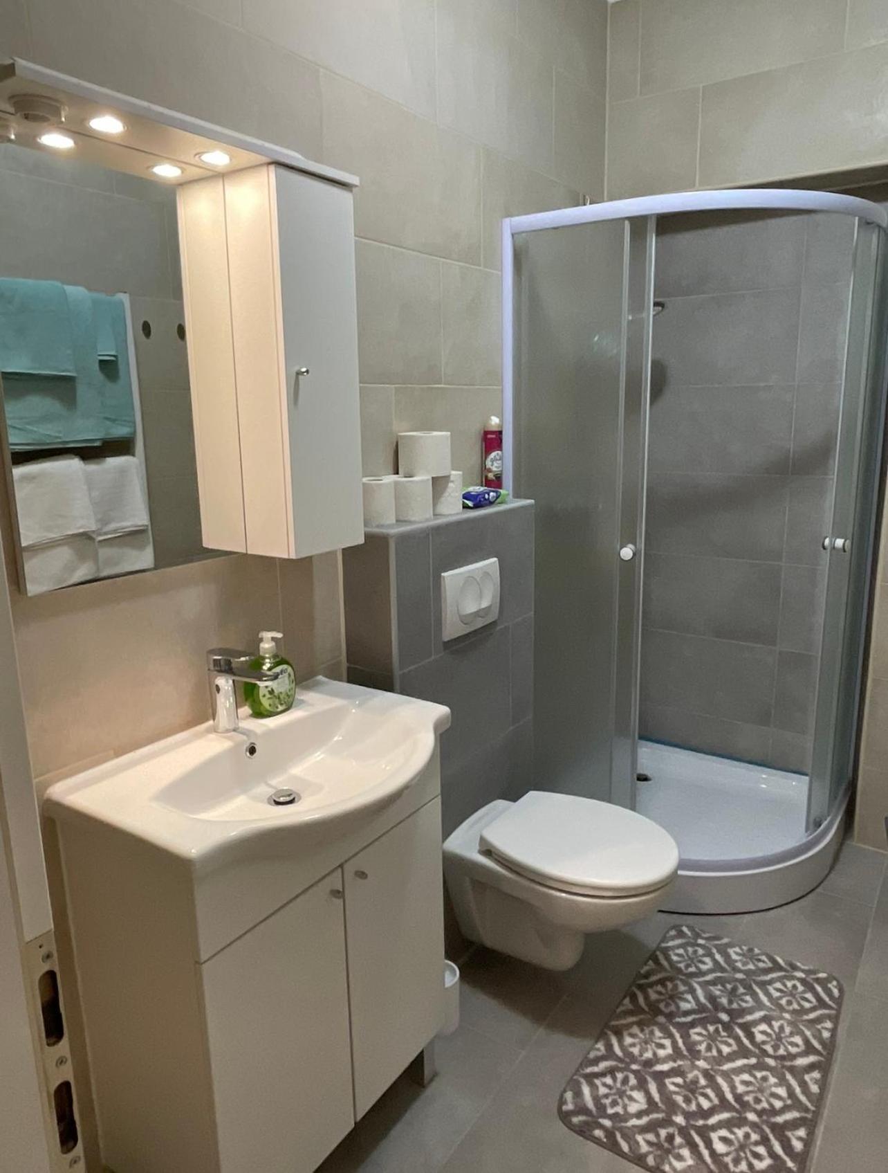 Apartman Vlaska ซาเกร็บ ภายนอก รูปภาพ